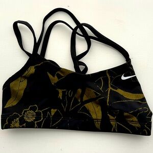 Nike sports bra XS